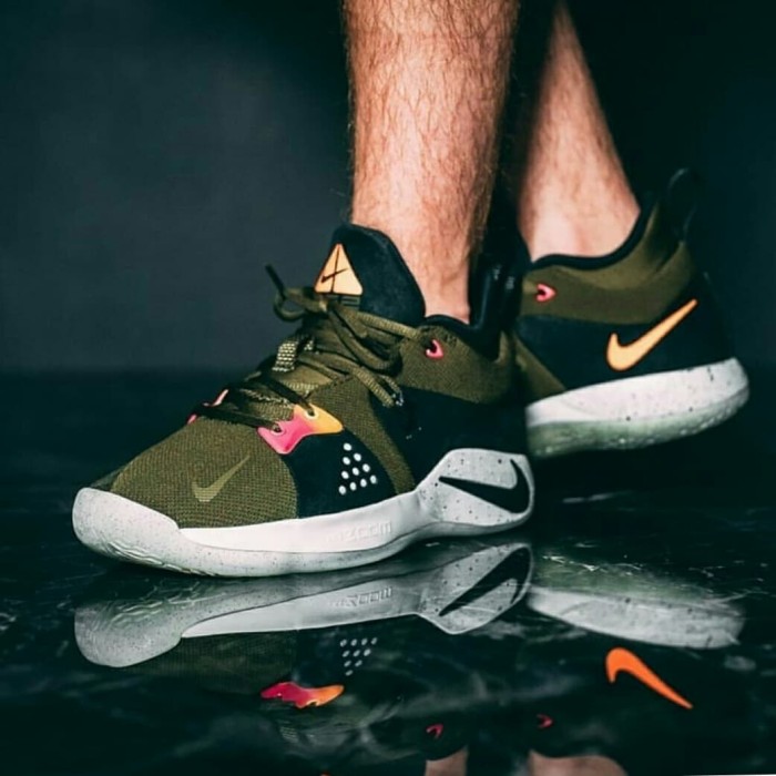 harga nike pg2