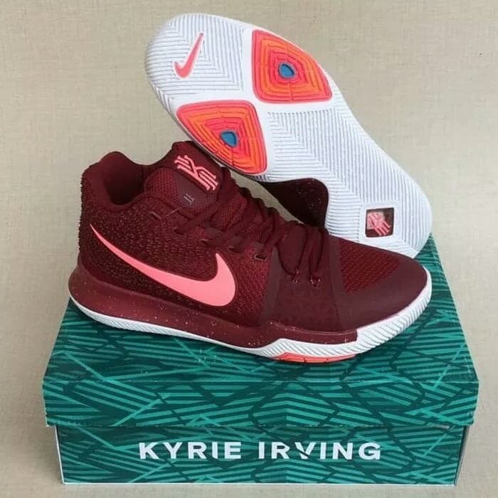kyrie 4 gold