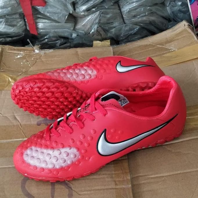 sepatu futsal nike 2017 terbaru