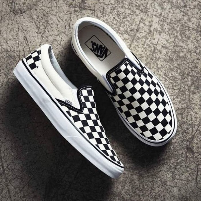 vans slip on classic checkerboard
