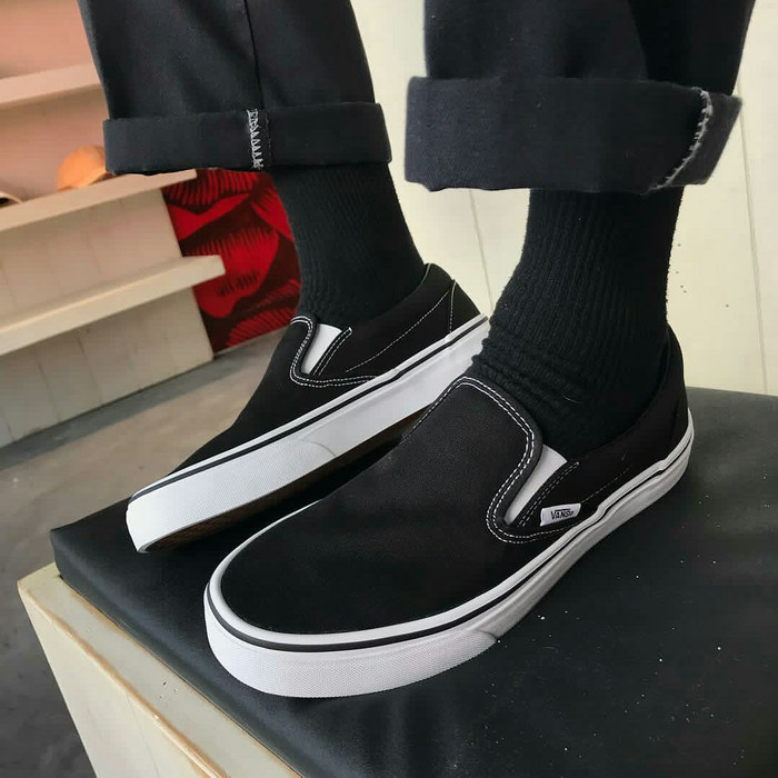 vans slip on classic bw