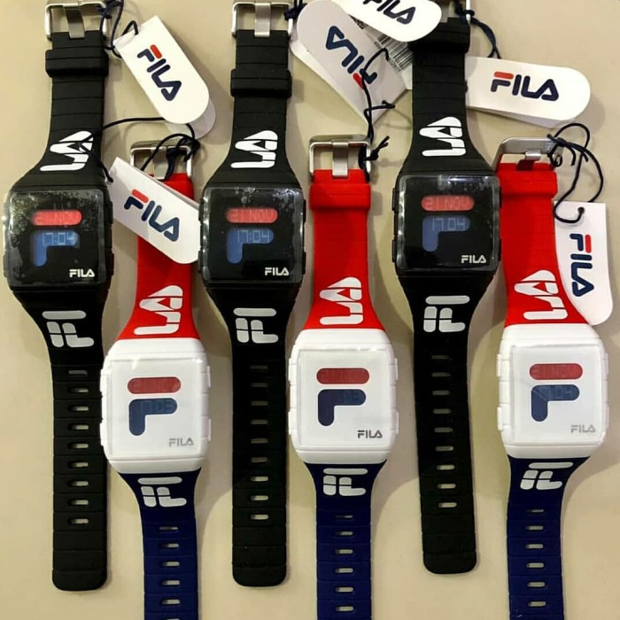 harga fila watch