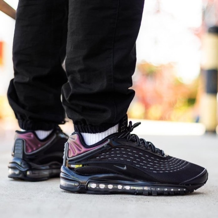 air max deluxe casual