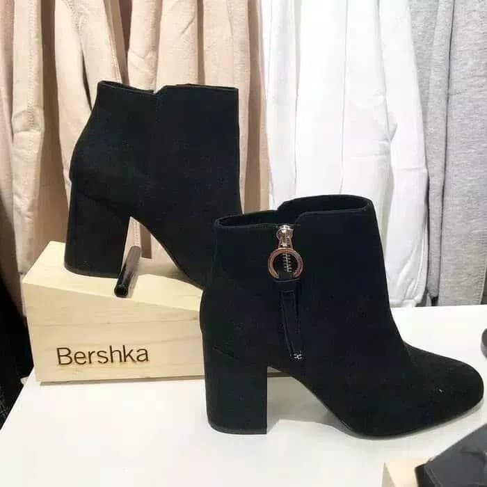 Harga Sepatu Bershka Travelbon.com Harga Sepatu Bershka Travelbon.com