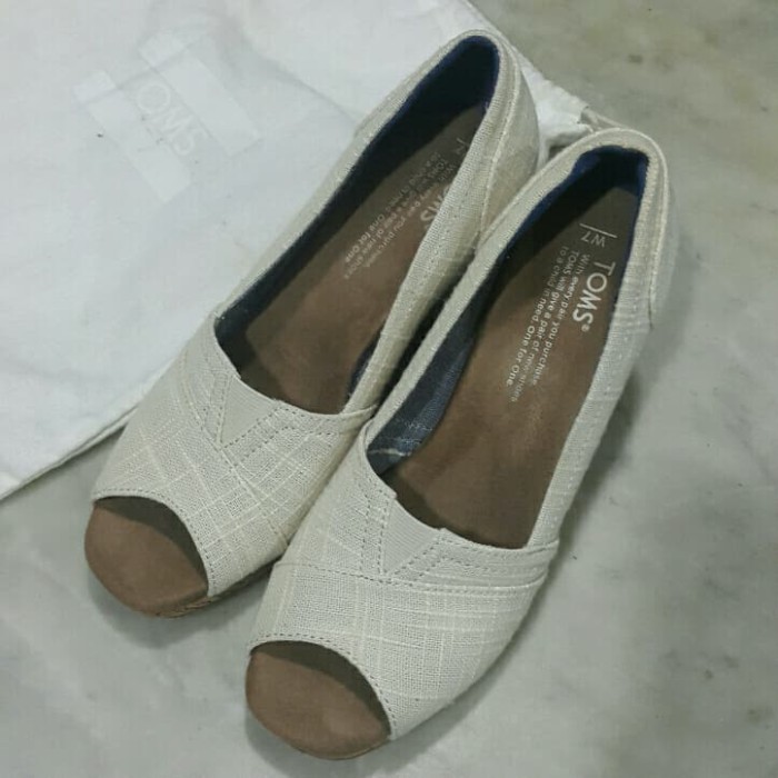 toms classic wedge sandal