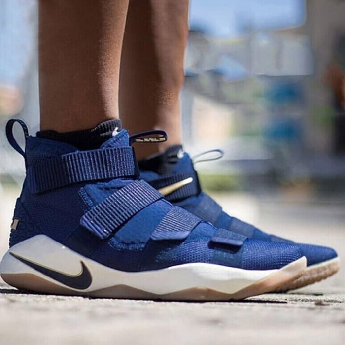 lebron soldier 11 navy