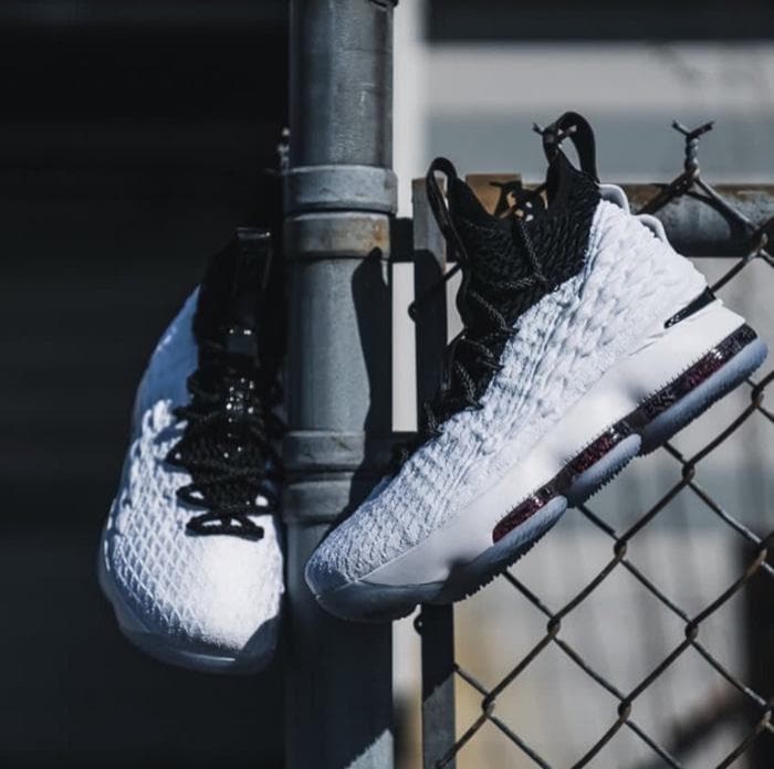 lebron xv graffiti
