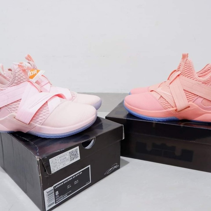 harga lebron soldier 12