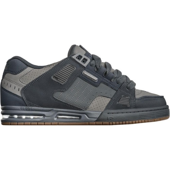 sneakers globe