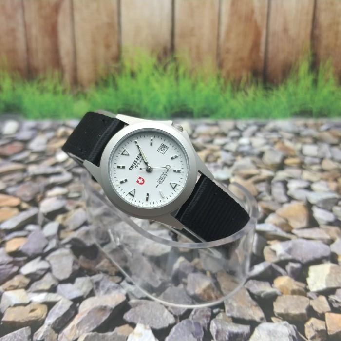 Swiss Army Jam Tangan Wanita Kanvas Hitam Putih HC 2838 Original