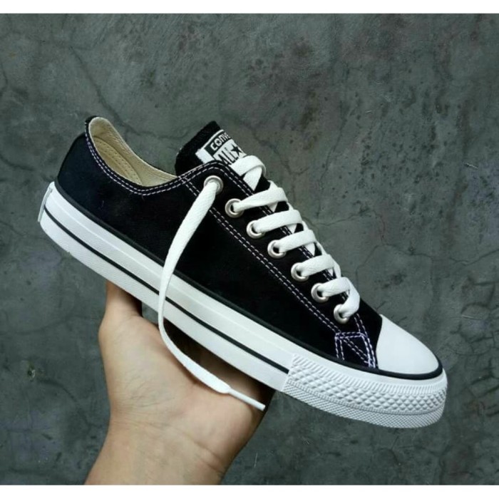 sepatu converse classic