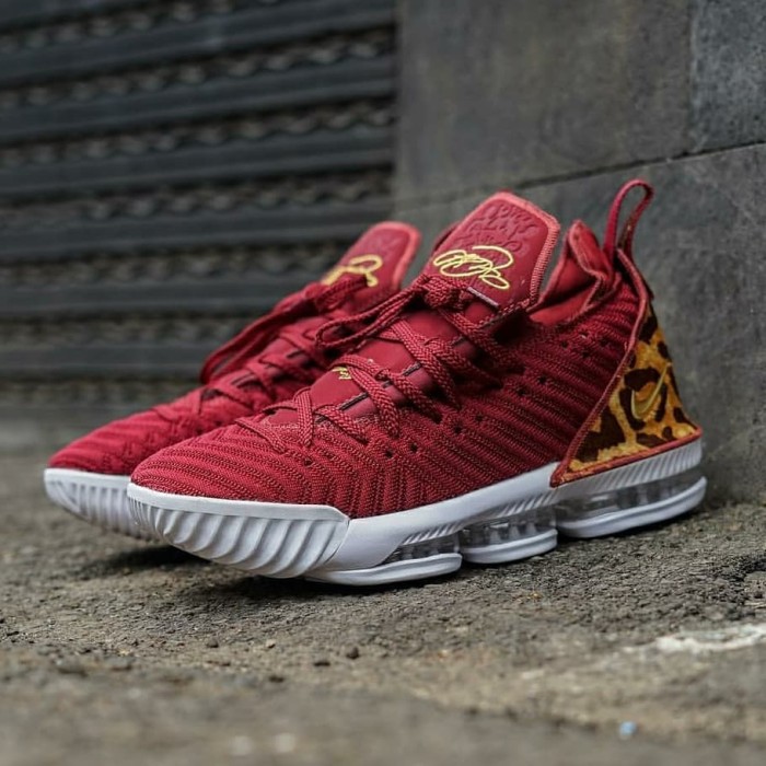 lebron 16 burgundy