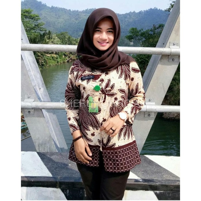 Katalog Ratu Ayu Kosmetik Hargano.com Katalog Ratu Ayu Kosmetik Hargano.com