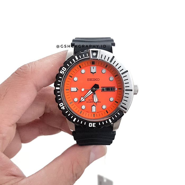 fossil ch3050