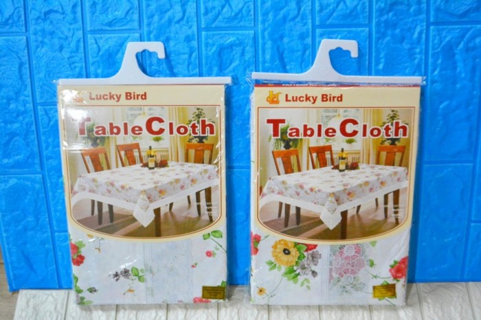 (RANDOM) Taplak Meja Makan Anti Air 4 Bangku 120x152 CM