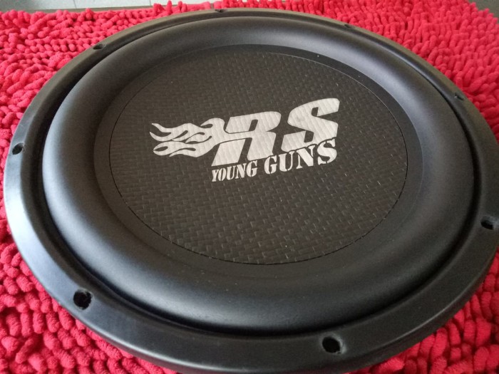 subwoofer rs