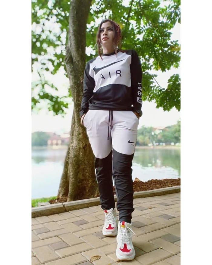 apaciguar Finalmente Abrasivo Jual baju zumba dan baju olahraga nike air max - Putih - Jakarta Selatan - sport jaya online | Tokopedia apaciguar Finalmente Abrasivo Jual baju zumba dan baju olahraga nike air max - Putih - Jakarta Selatan - sport jaya online | Tokopedia