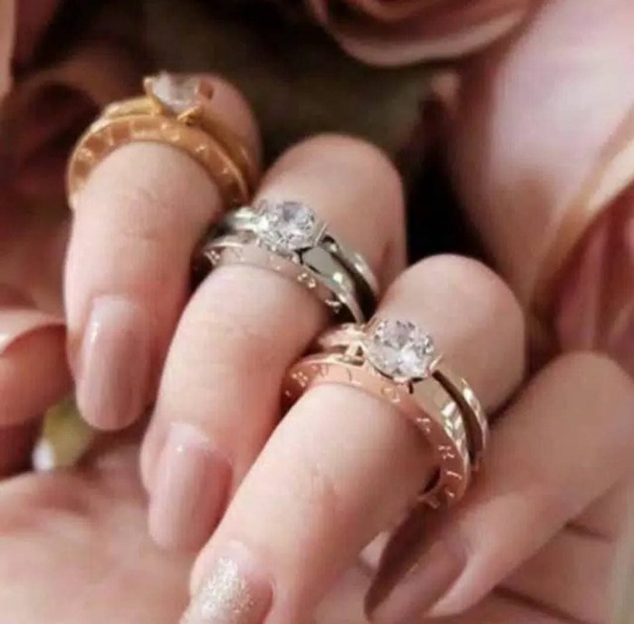 100 Gambar Pasang Cincin Tunangan Terbaik 100 Gambar Pasang Cincin Tunangan Terbaik