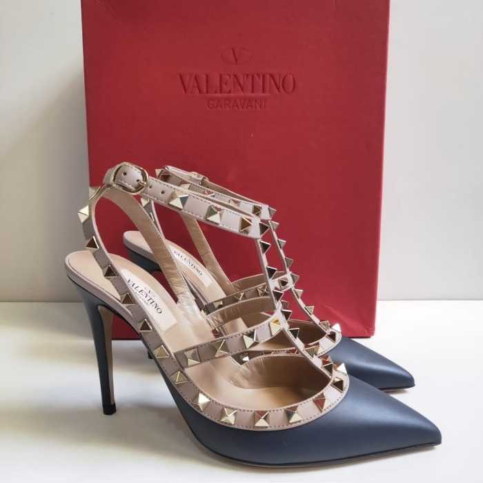harga heels valentino