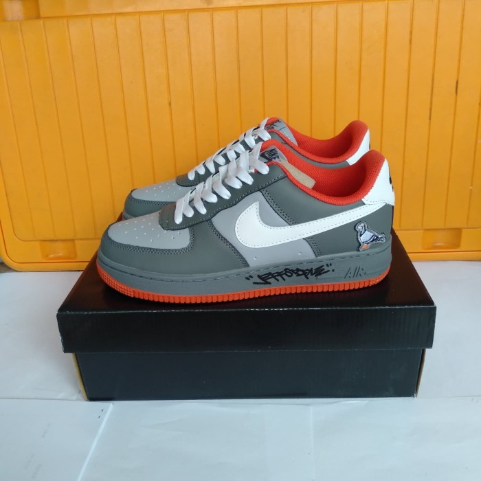 pigeon air force 1