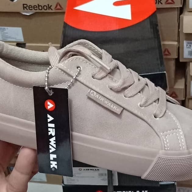 Harga Sepatu Airwalk Travelbon.com Harga Sepatu Airwalk Travelbon.com