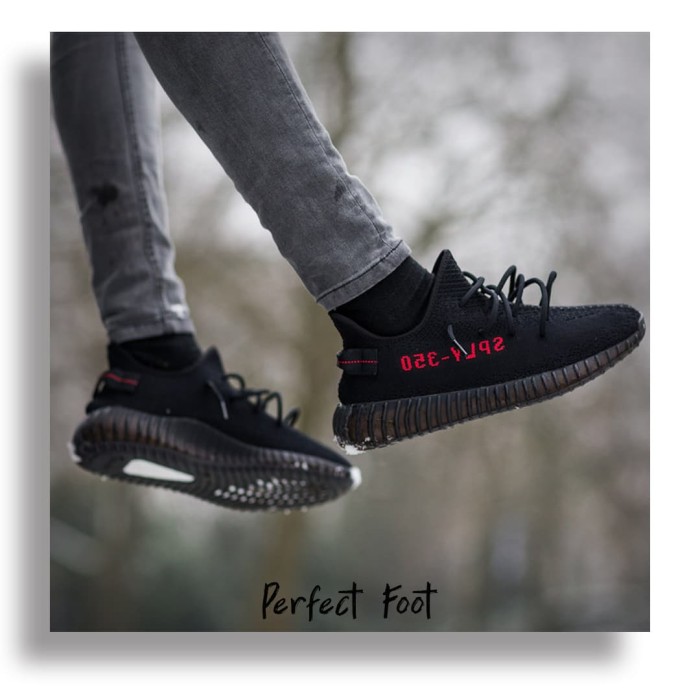 Yeezy Boost 350 V2 Black Red Bred in 24060 Viadanica for