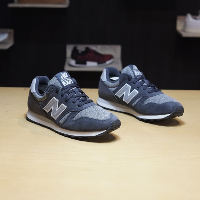 new balance 373s