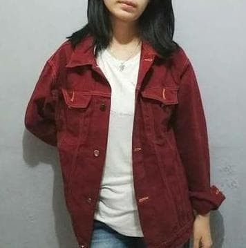 jaket denim maroon