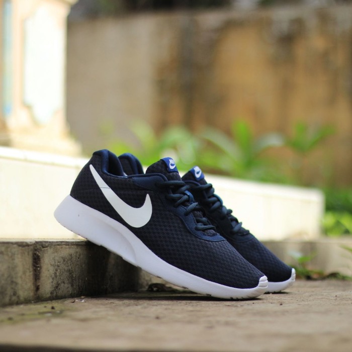 jual sepatu lari nike tanjun navy original lieshop jual sepatu lari nike tanjun navy original lieshop