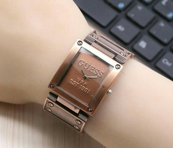 Jam Tangan Wanita Bentuk Kotak 5