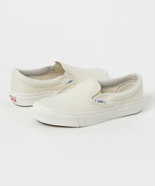 cream checkered vans
