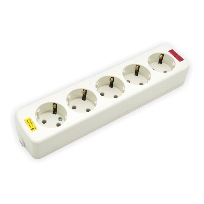 WEITECH STOP KONTAK/COLOKAN 5 LUBANG 5515