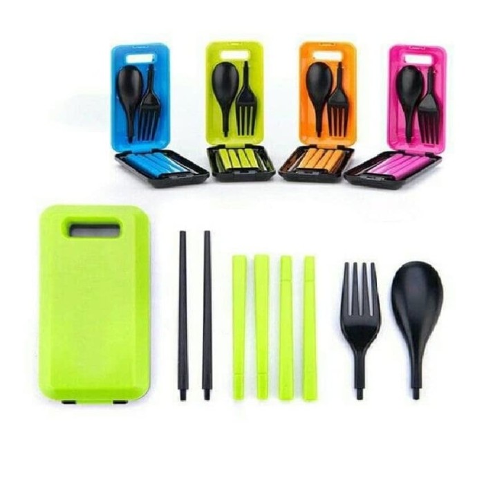 Set Peralatan Makan Travel Sendok Garpu Sumpit Portable - Random