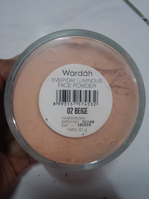 Wardah bedak tabur / loose powder 02. Beige