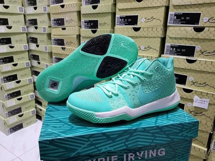 kyrie 3 mint green