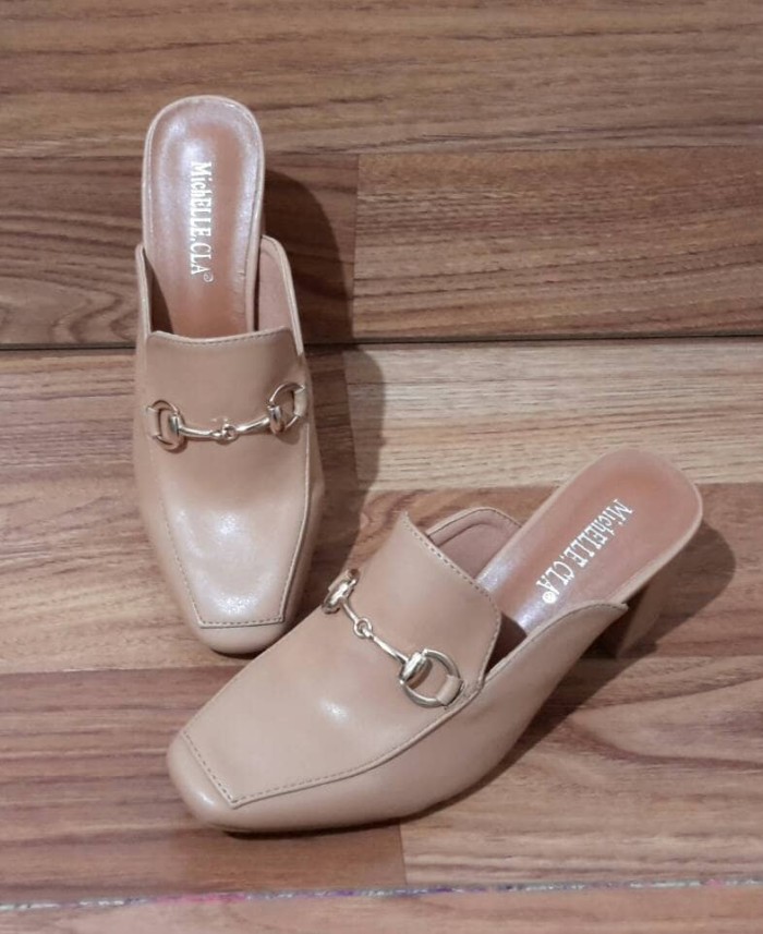 jual sandal selop pantovel kotak branded import artatishineshop jual sandal selop pantovel kotak branded import artatishineshop