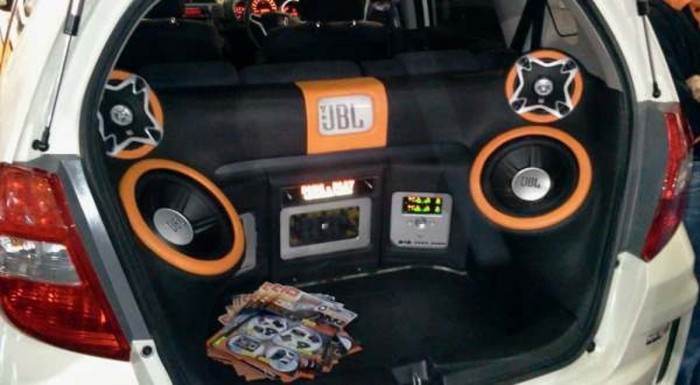 Jual Paket Audio Jbl Untuk Semua Mobil Bonus Speaker Kanan Kiris Jakarta Pusat Kresna Car Accesories Tokopedia