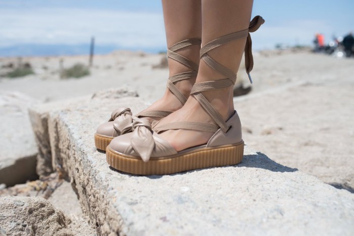 bow creeper sandals