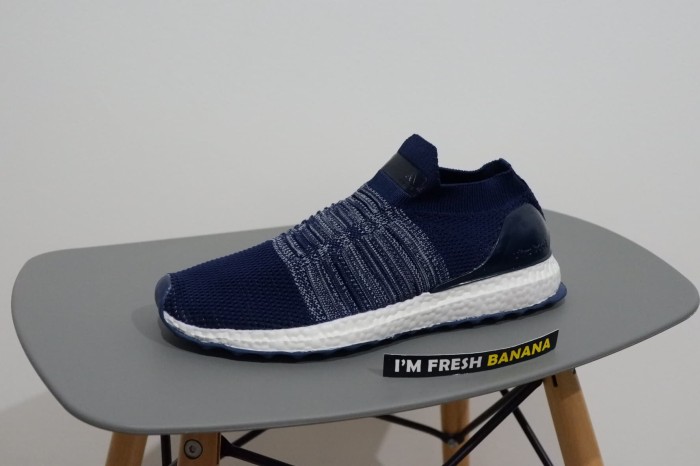 ultra boost uncaged laceless
