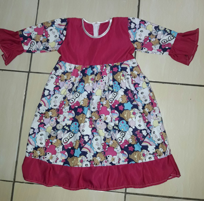 baju gamis anak bahan katun jepang motif hello kitty 1
