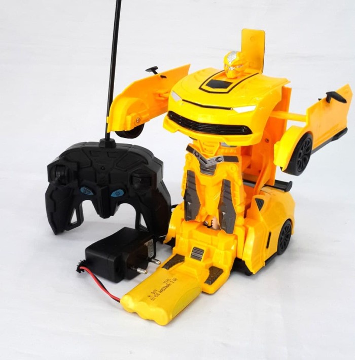 Mainan Mobil Remote Control Mobil Jadi Robot Transformer