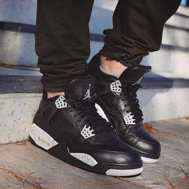 nike air jordan 4 oreo