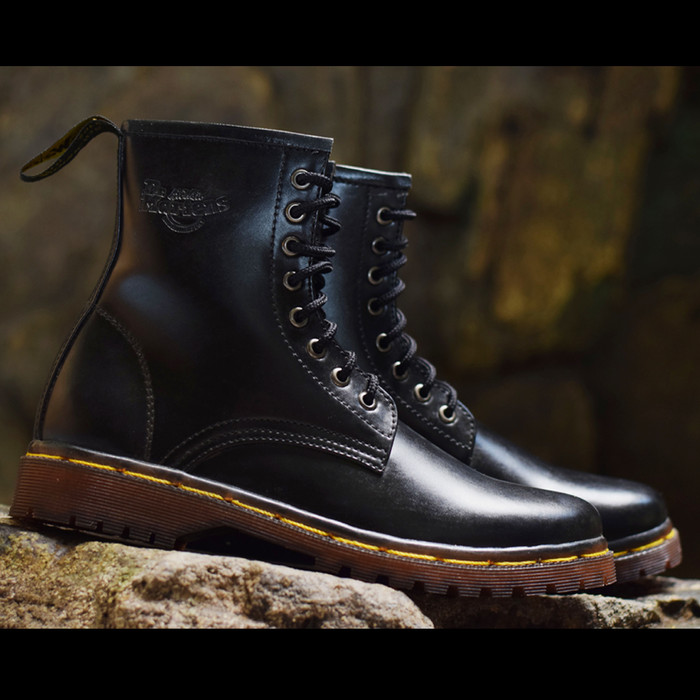 Harga Dbest Kudastore Sepatu Boots Docmart Pria 8 Lubang Hitam Source · Sepatu Boots Docmart Dr
