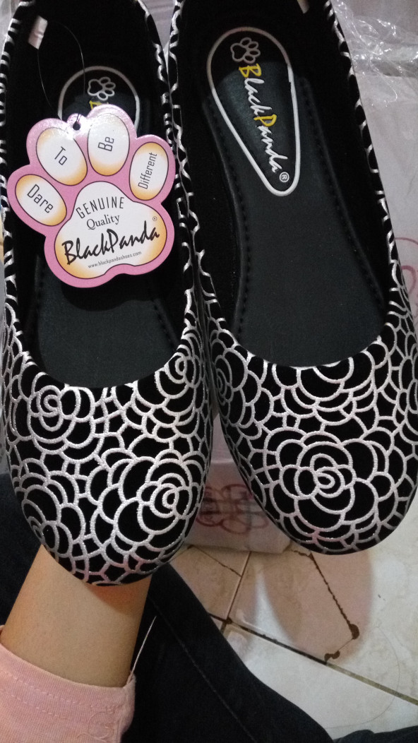 Flat Shoes Black Panda Silver Flower Non-Slip-Sol - Perak, 37