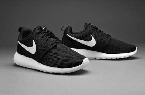 Jual Nike Roshe Run - Black White 