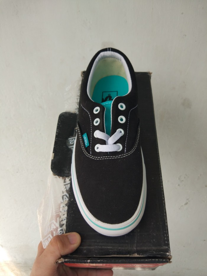mint green converse uk