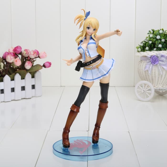 lucy heartfilia action figure