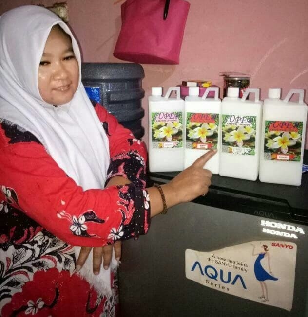 Informasi Harga Mawar Merah Pewangi Loundry Super Parfum Laundry Spl Msl SslSpotharga.com Informasi Harga Mawar Merah Pewangi Loundry Super Parfum Laundry Spl Msl SslSpotharga.com