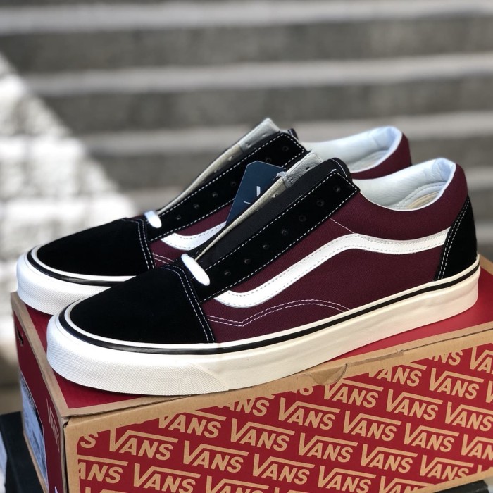 vans old skool burgundy black