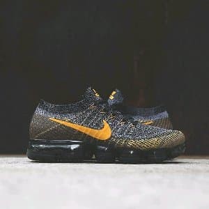 air vapormax black